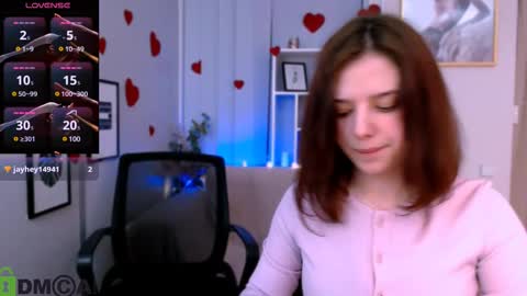 Snapshot of flora_ri chatting on 03-03-25, 01:31 just ask me online show from 03-03-25, 01:31
