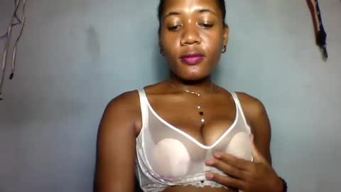 florencia011 online show from 01-27-25, 06:20