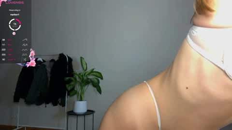 Snapshot of flowercandy33 chatting on 12-28-24, 05:14 Flower online show from 12-28-24, 05:14