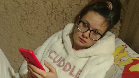 say meow and send tip  online show from 01-26-25, 02:41