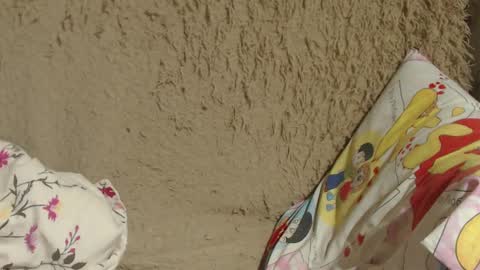 say meow and send tip  online show from 02-18-25, 02:38