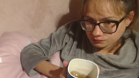 say meow and send tip  online show from 10-01-25, 12:55