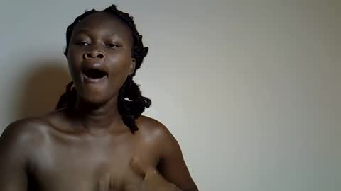 flowerdiva002 online show from 11-23-25, 05:40