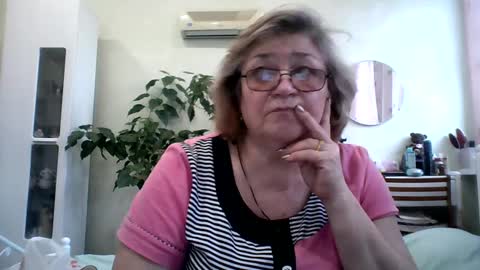 Flowerlower online show from 02-01-25, 09:21