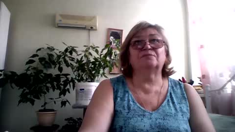 Flowerlower online show from 02-09-25, 11:14
