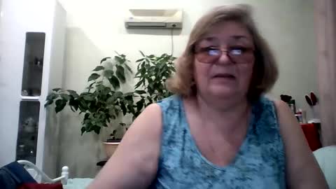 Flowerlower online show from 02-19-25, 08:41