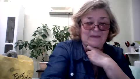 Flowerlower online show from 02-28-25, 04:53