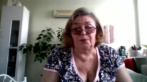 Flowerlower online show from 03-01-25, 09:51