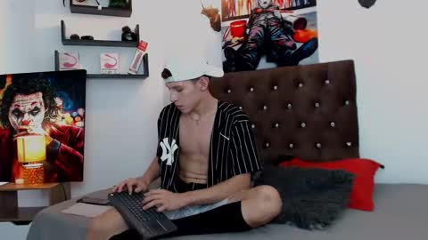 flowers109 online show from 01-16-25, 08:46