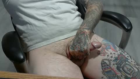 Snapshot of fluff2323 chatting on 11-10-25, 02:49 fluff2323 online show from 11-10-25, 02:49