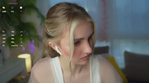 Adeline online show from 01-29-25, 09:12