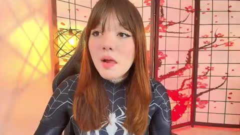 Snapshot of fluffy_bubble21 chatting on 11-15-25, 04:10 FLUFFY BUBBLE online show from 11-15-25, 04:10