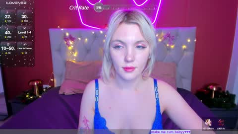 Snapshot of fluffy_monica chatting on 12-14-24, 05:40 Monica online show from 12-14-24, 05:40