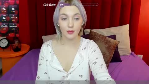 Snapshot of fluffy_monica chatting on 01-21-25, 01:39 Monica online show from 01-21-25, 01:39