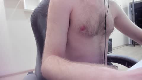 fluffycat  online show from 02-05-25, 12:06