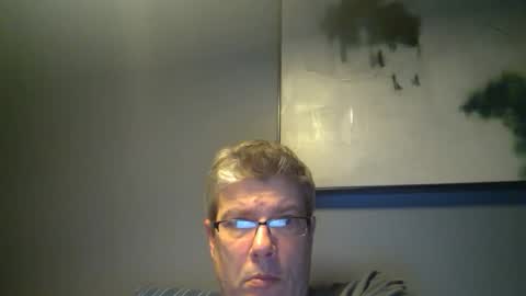 Snapshot of fluidconscience chatting on 01-26-25, 06:07 FluidConscience online show from 01-26-25, 06:07