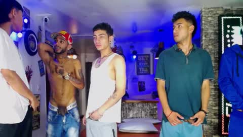 flyckers online show from 12-17-24, 06:42