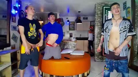 flyckers online show from 12-23-24, 12:46