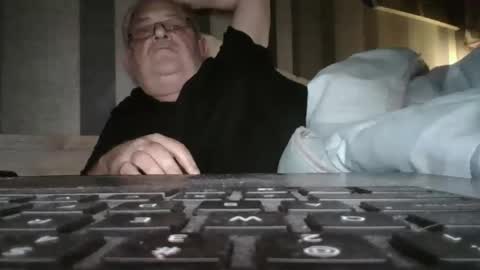 Snapshot of fofodi chatting on 10-13-25, 02:39 fofodi online show from 10-13-25, 02:39