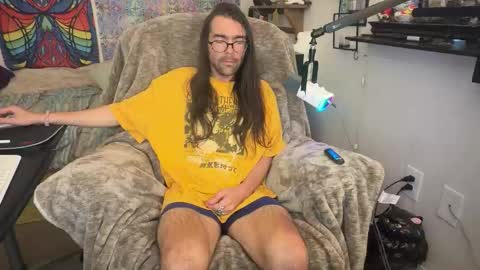 Chris online show from 10-26-25, 04:02