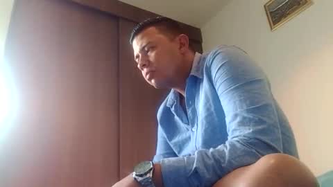 Snapshot of follonwx16xd chatting on 09-21-25, 08:43 follonwx16xd online show from 09-21-25, 08:43