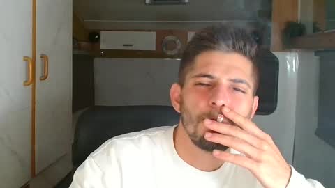 independent model online show from 10-23-25, 05:23