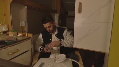 independent model online show from 02-21-26, 05:36