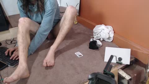 Snapshot of footlover6 chatting on 12-25-24, 06:52 Thomas Jefferson online show from 12-25-24, 06:52