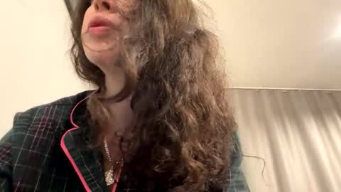 forbiddennvelvet online show from 02-02-26, 01:26