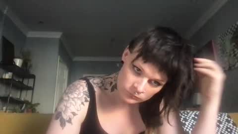 Snapshot of forthedolls chatting on 10-09-25, 09:02 forthedolls online show from 10-09-25, 09:02