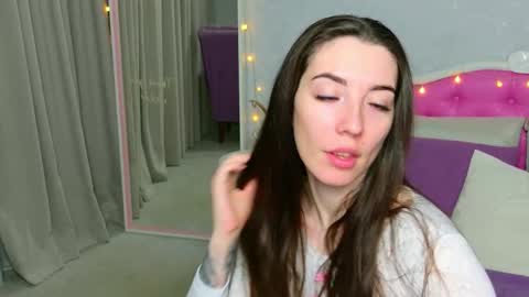 Lily online show from 11-13-25, 01:26