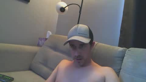 fouraide42 online show from 02-11-25, 12:48