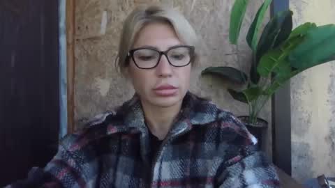 Snapshot of fox_red_lady7 chatting on 09-14-25, 10:03 fox_red_lady7 online show from 09-14-25, 10:03