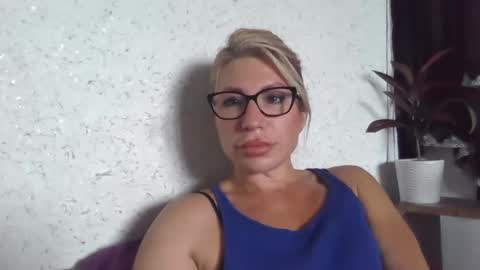 Snapshot of fox_red_lady7 chatting on 09-24-25, 05:55 fox_red_lady7 online show from 09-24-25, 05:55