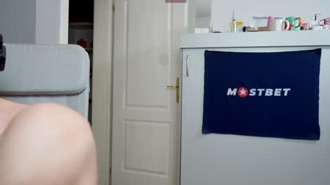 CUSTOM PHOTOS AND VIDEOS -  online show from 12-12-24, 02:55