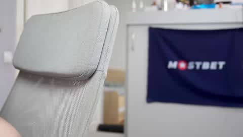 CUSTOM PHOTOS AND VIDEOS -  online show from 12-21-24, 12:16