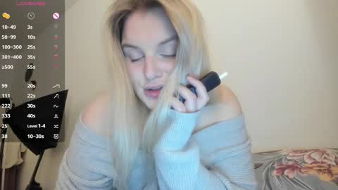 i am your baby Alien  online show from 01-13-25, 03:34