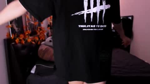 Foxicfu online show from 11-15-25, 08:11