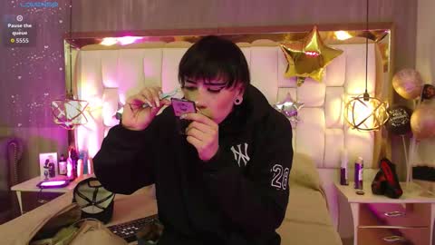 Foxxy  online show from 11-11-25, 11:10