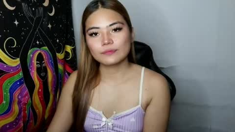 Snapshot of foxxypennyx chatting on 08-05-26, 08:44 Cheska online show from 08-05-26, 08:44