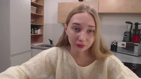 Snapshot of foxy0990 chatting on 01-11-25, 09:47 Maria online show from 01-11-25, 09:47