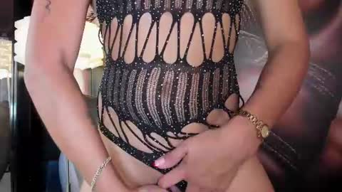 Snapshot of foxy_vilma chatting on 07-02-26, 06:14 Miss Vilma online show from 07-02-26, 06:14