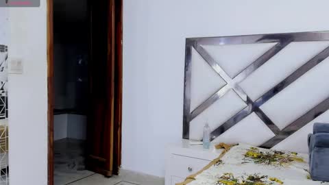 foxyhillx online show from 11-22-25, 08:52