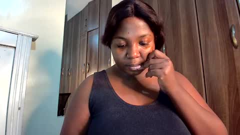 Kayla online show from 01-29-25, 04:05