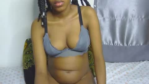 foxypennyy online show from 09-28-25, 02:55