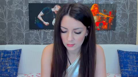 Snapshot of foxyx1 chatting on 12-27-24, 01:18 Foxy online show from 12-27-24, 01:18