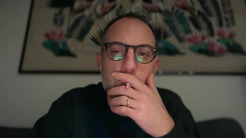 fra___ online show from 12-18-25, 01:44