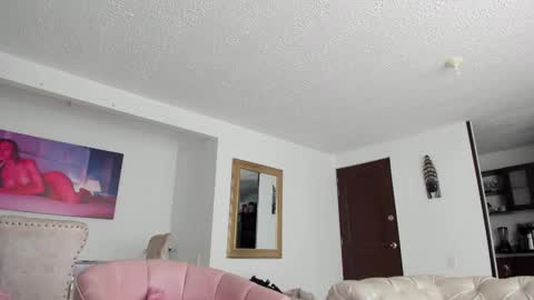 Snapshot of fraiderbrown chatting on 01-13-25, 04:08 IM FRAIDER online show from 01-13-25, 04:08