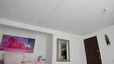 Snapshot of fraiderbrown chatting on 02-01-25, 03:28 IM FRAIDER online show from 02-01-25, 03:28