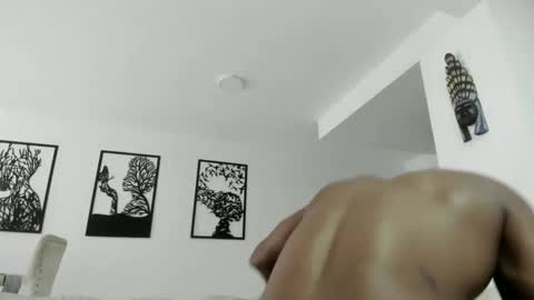 Snapshot of fraiderbrown chatting on 09-30-25, 03:50 IM FRAIDER online show from 09-30-25, 03:50